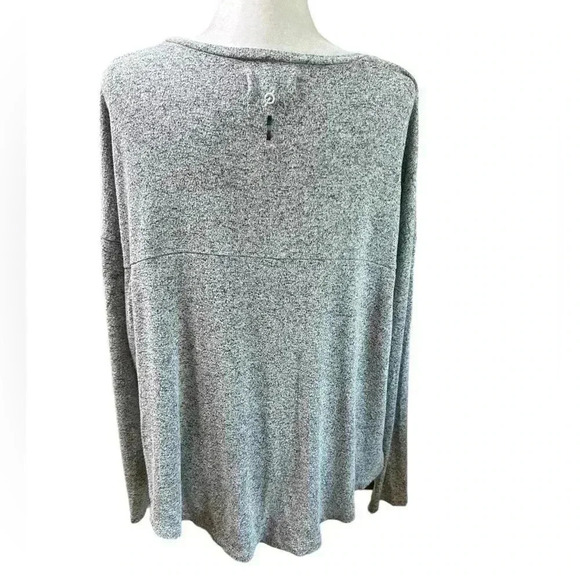 PELOTON Hacci Together We Go Far Gray
Long Sleeved Slouchy Shirt Size Small - Picture 3 of 8